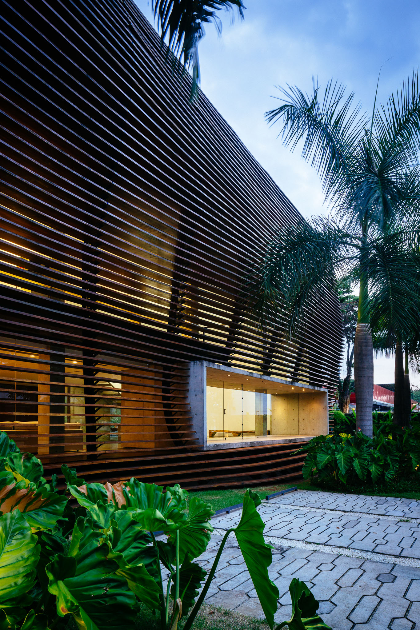 Colombia 325 Office Building in São Paulo  SP, by Triptyque Architecture