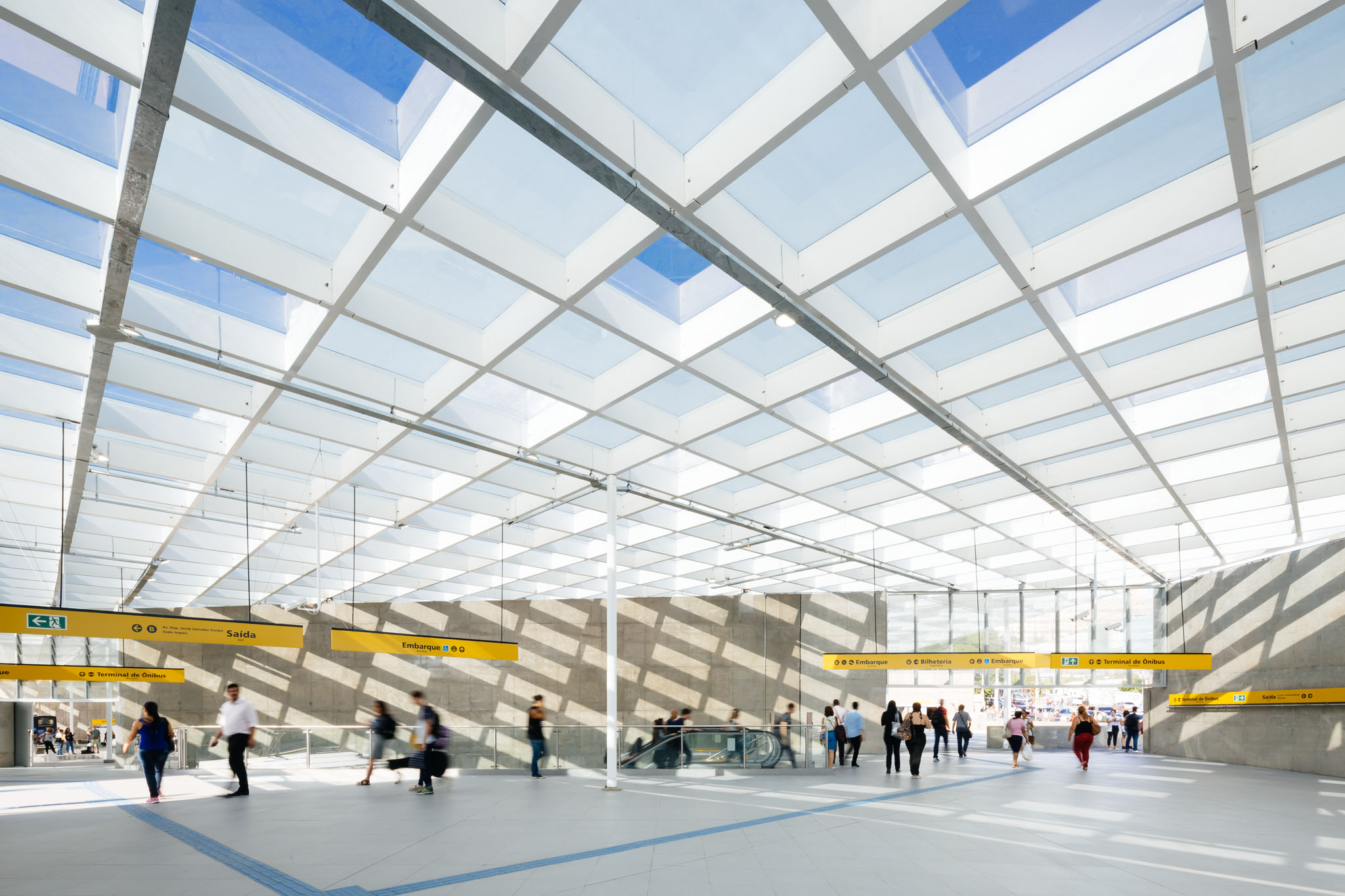 São Paulo-Morumbi Metro and Bus Station in São Paulo, by 23 Sul Arquitetura