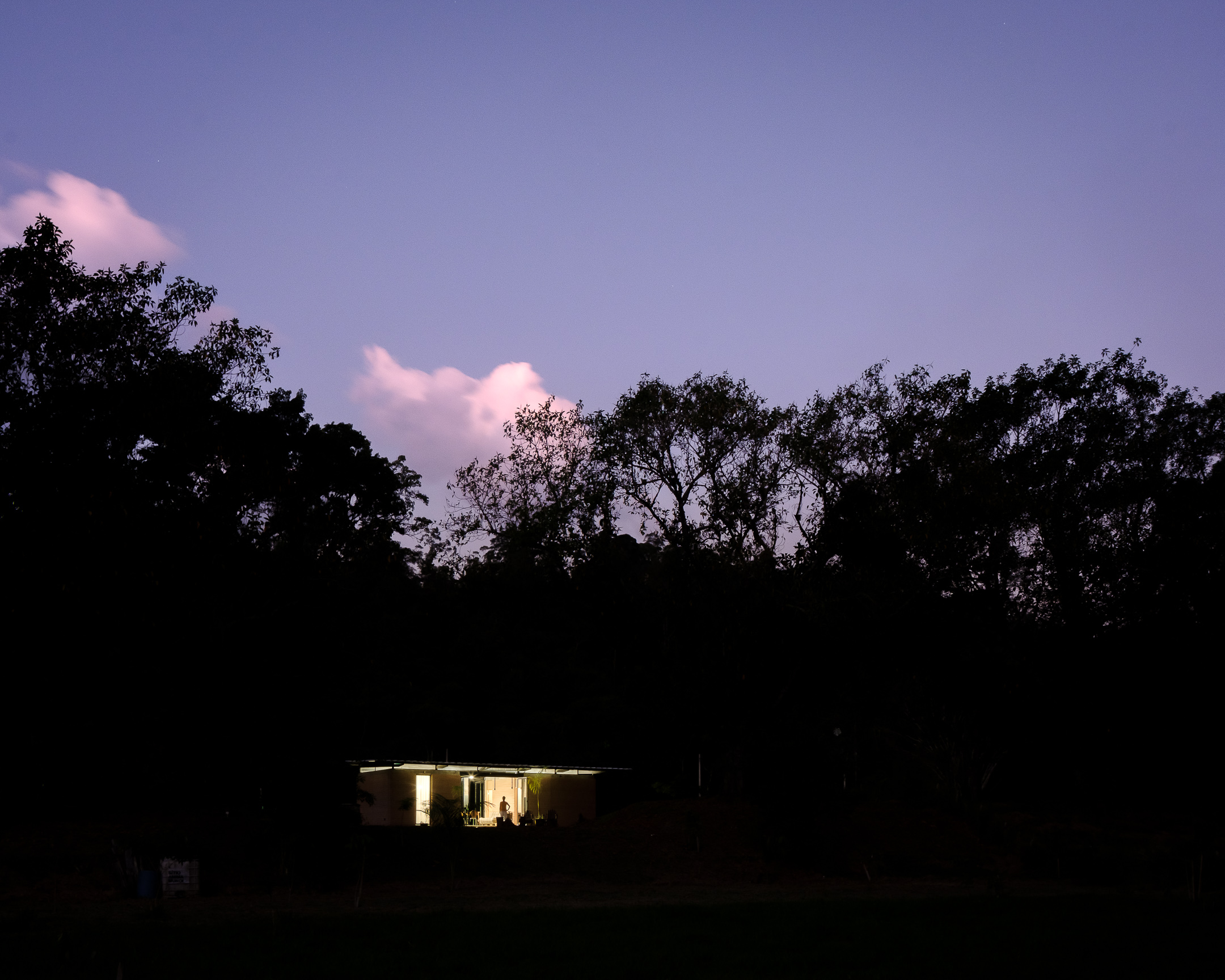 House in Guararema, by Terra e Tuma Arquitetos