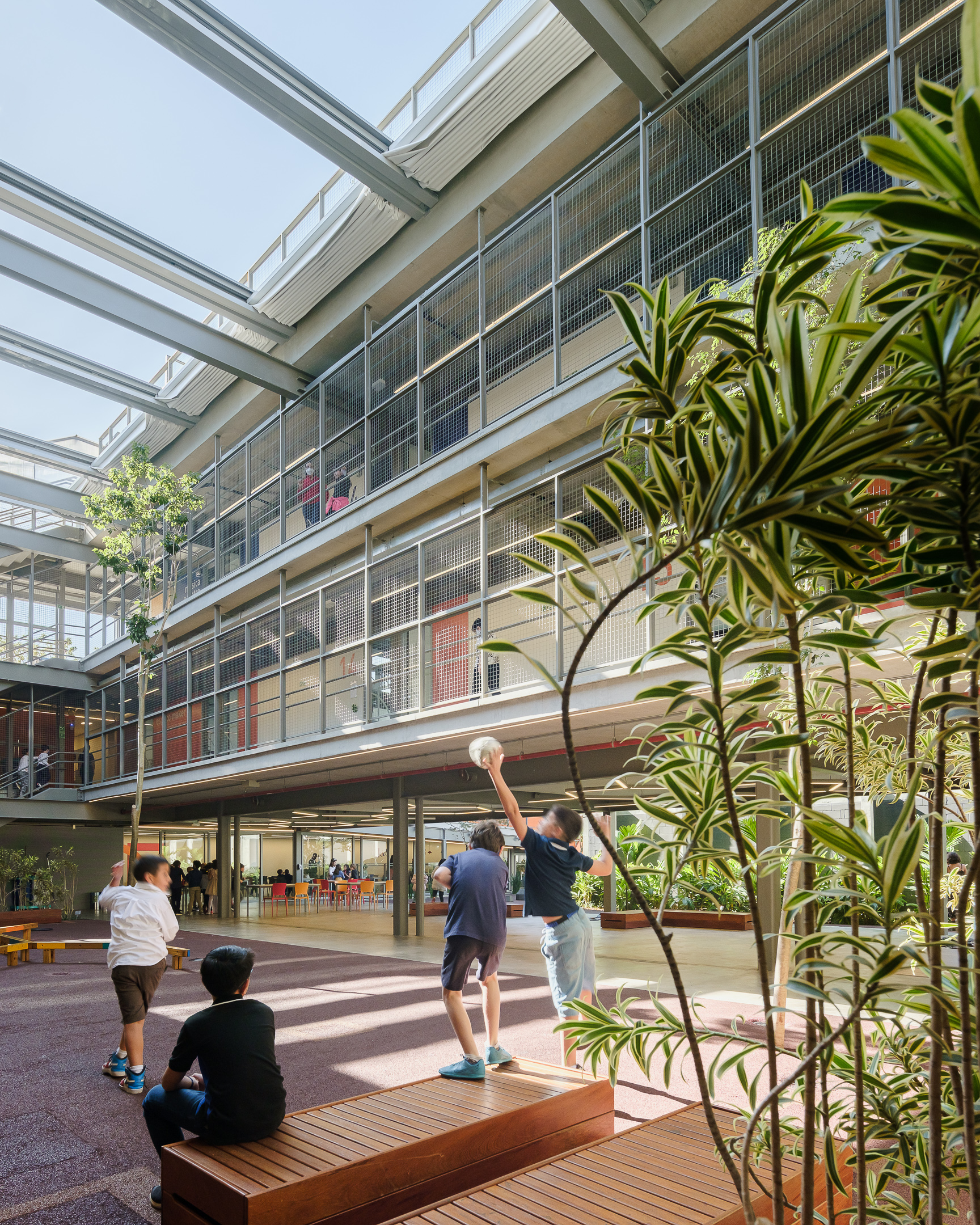 Aubrick School in R. Vieira de Morais, by Andrade Morettin Arquitetos