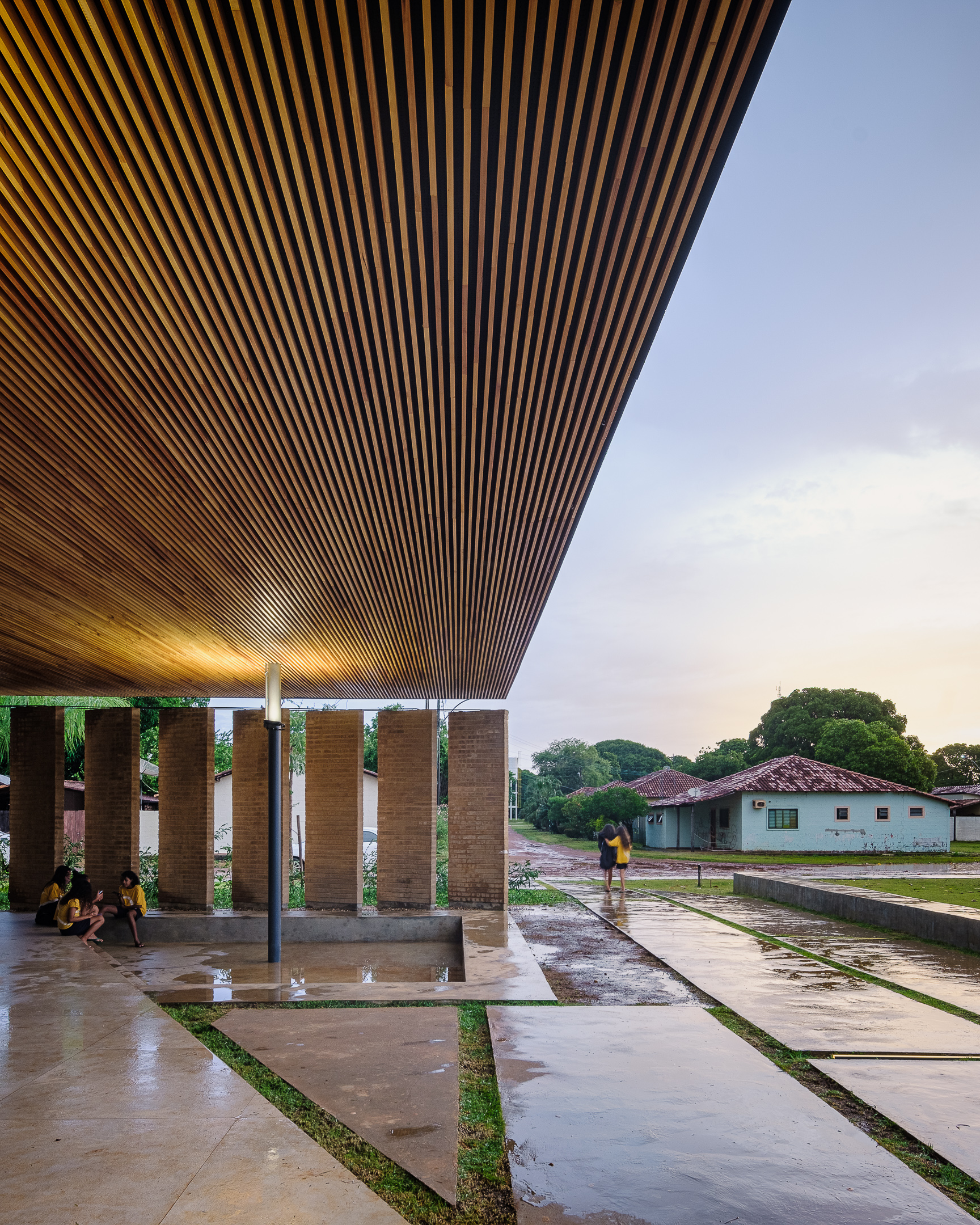 Dining Hall in Fazenda Canuanã, by Rosenbaum and Terra e Tuma Arquitetos