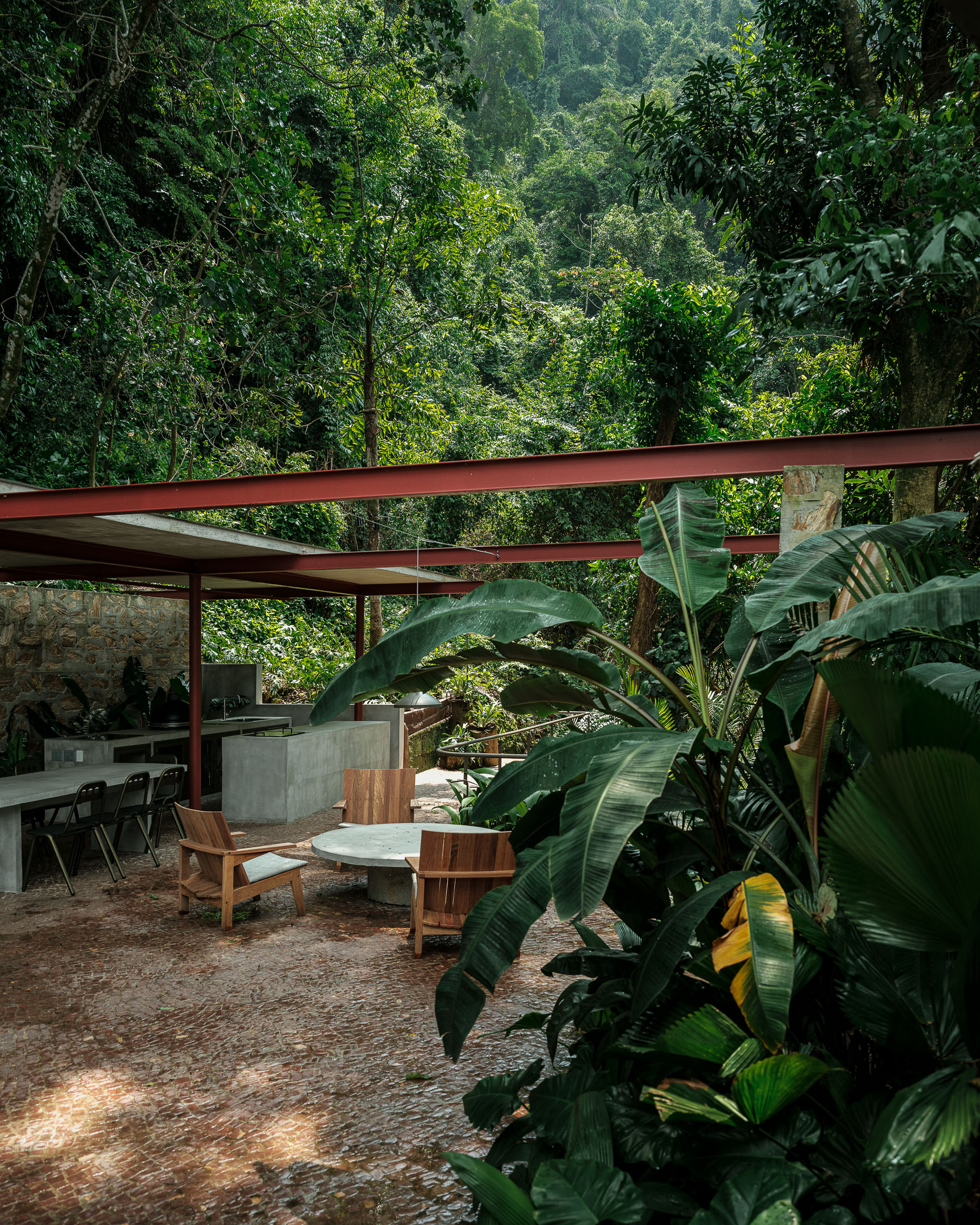 Renovation of an apartment in Gávea, Rio de Janeiro, by gru.a