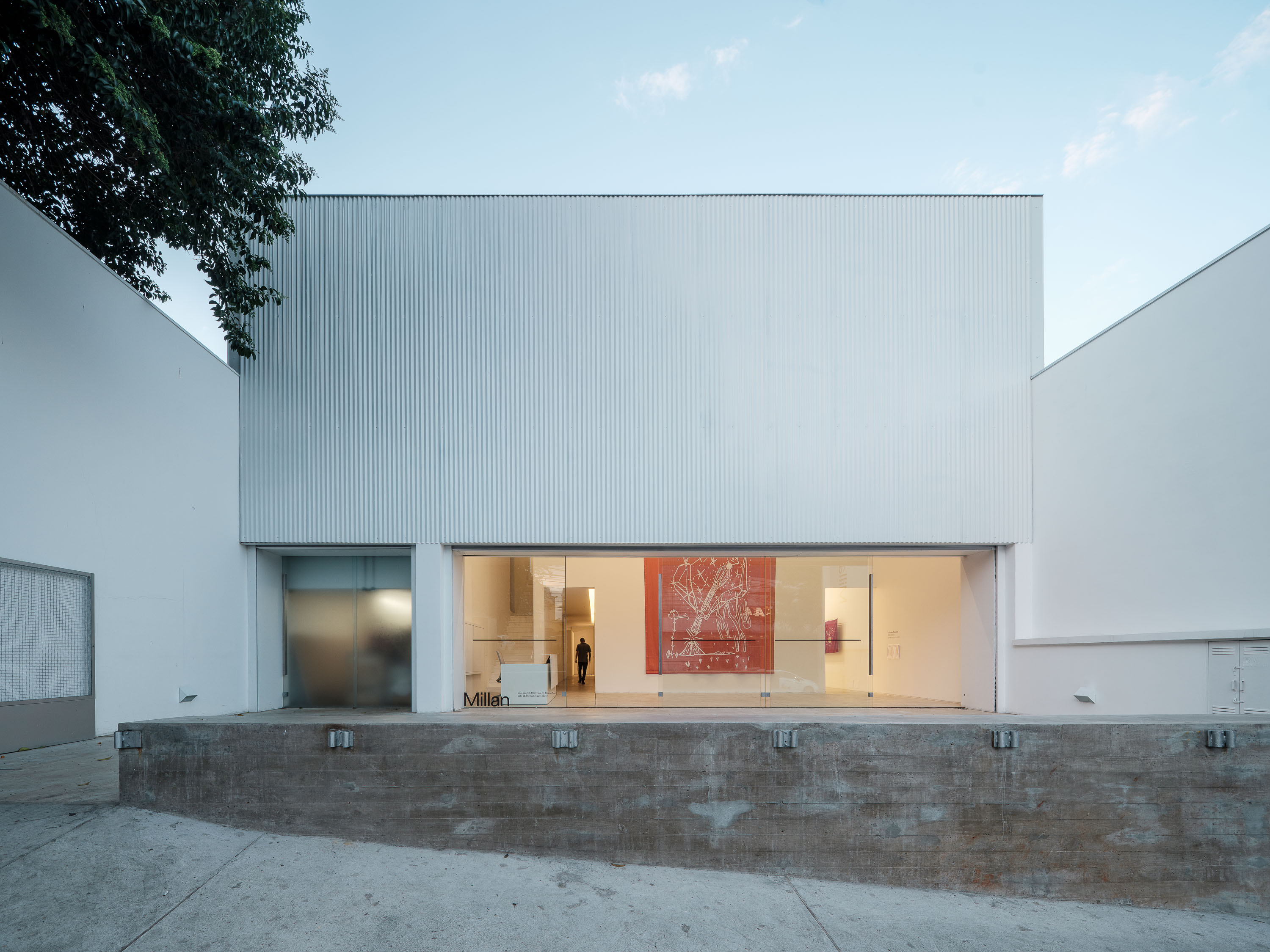 Millan Art Gallery in São Paulo, by undiú