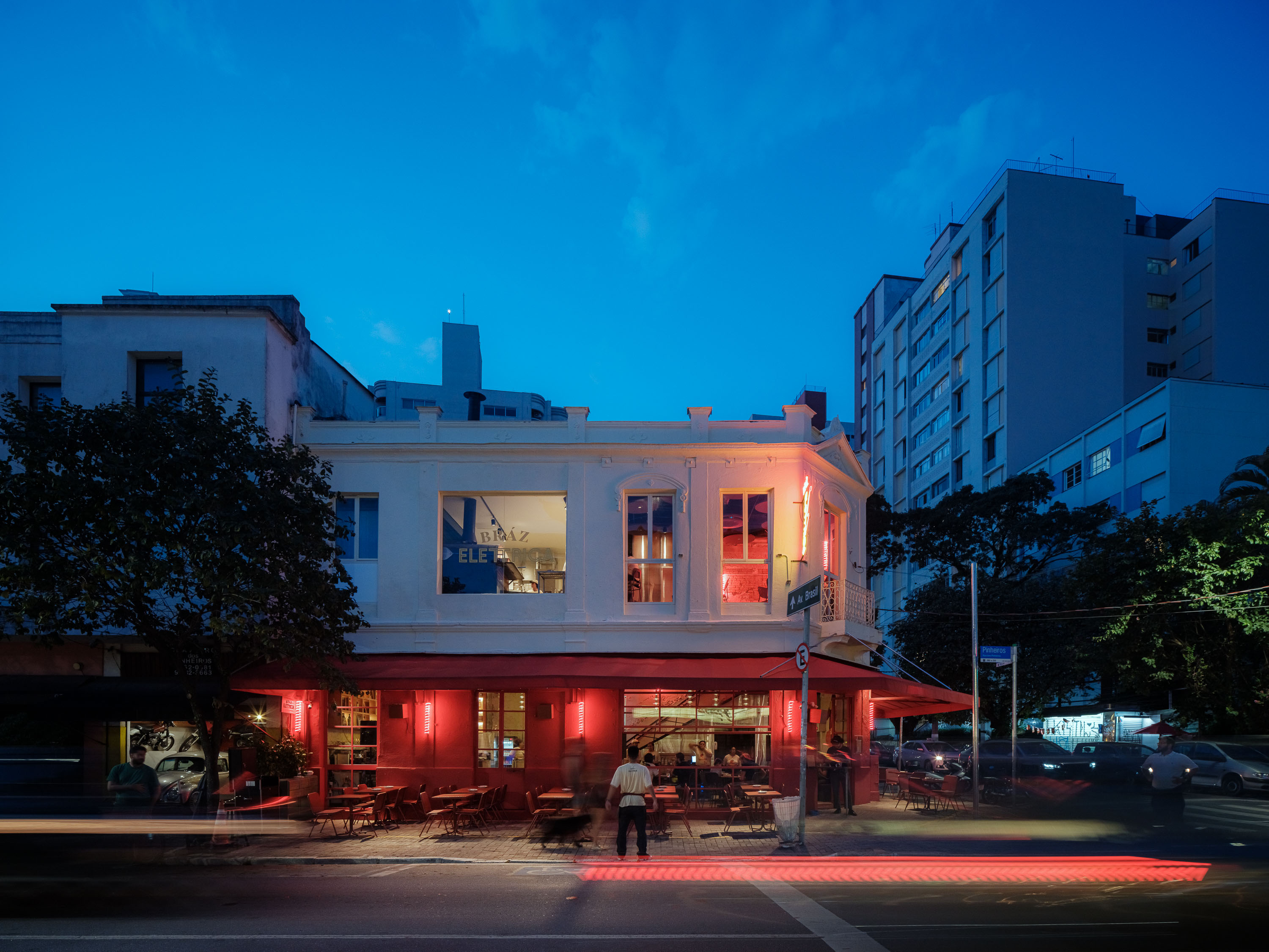 Braz Elettrica Pinheiros Pizzeria in São Paulo, by RGA Ricardo Gusmão Arquitetos